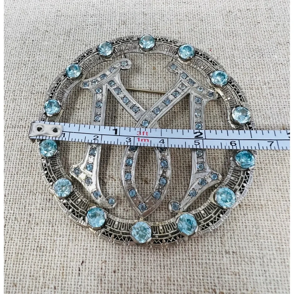 Art Deco 14k White Gold Frame Blue Stone Filigree Design Monogram "M" Brooch - Picture 13 of 13